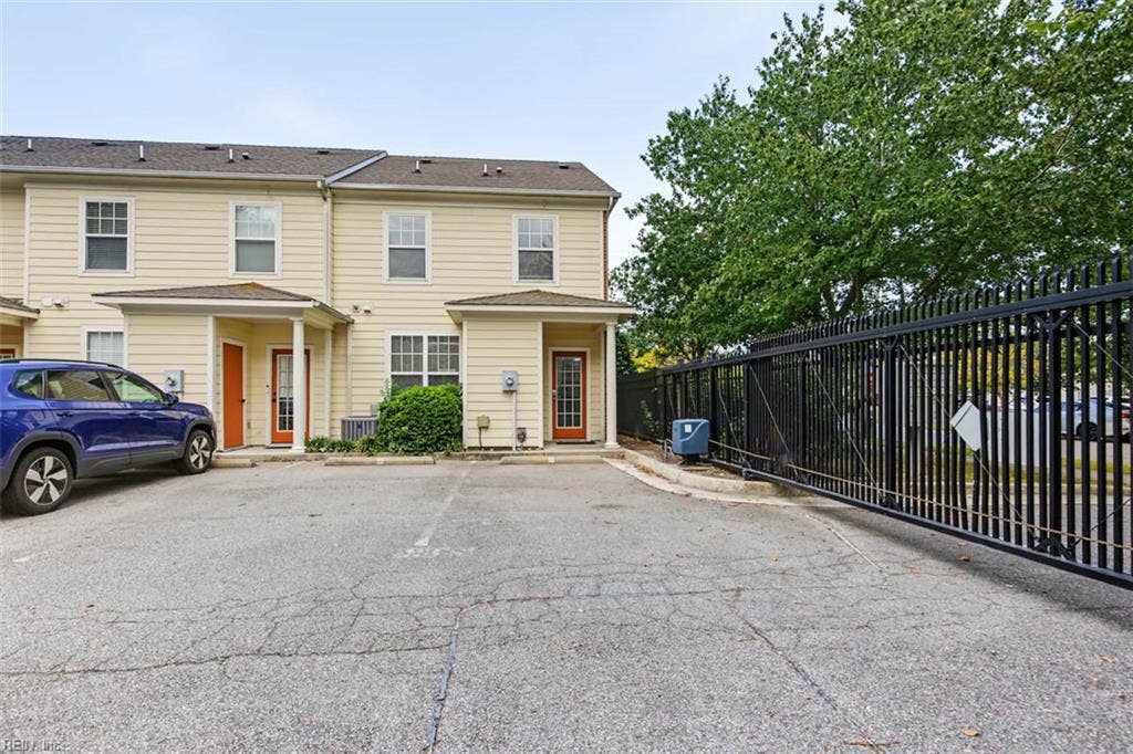 4128 Killam Avenue, Norfolk, VA 23508