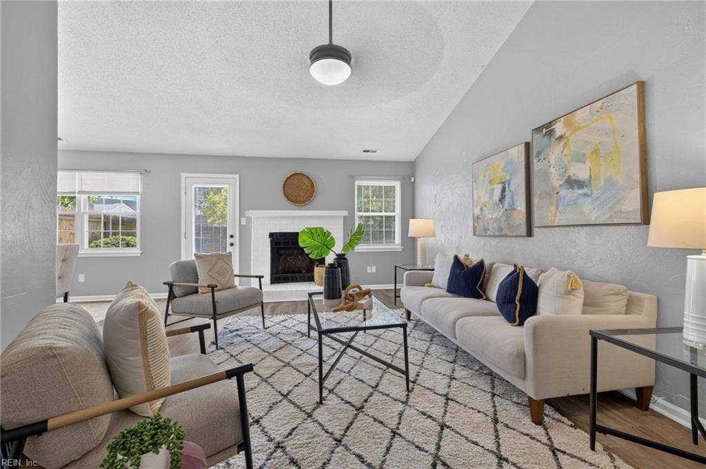 993 Culver Lane, Ocean Lakes, Virginia Beach, VA 23454 Virtual staging