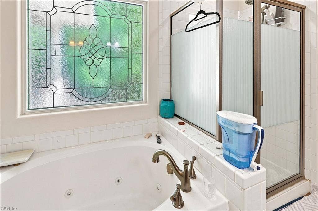 5428 Season Lane, Sajo Farm, Virginia Beach, VA 23455 Soaking tub