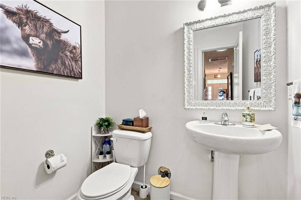 5428 Season Lane, Sajo Farm, Virginia Beach, VA 23455 Powder room