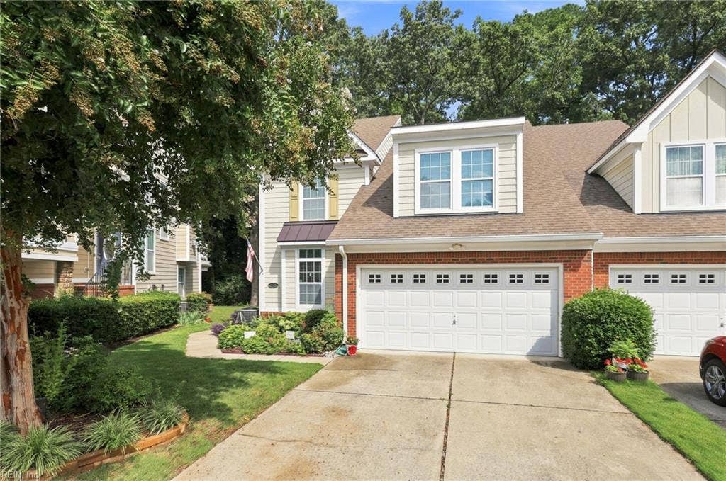 5428 Season Lane, Sajo Farm, Virginia Beach, VA 23455 2 car garage