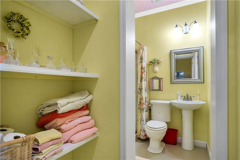 4315 Sprucemont, Williamsburg, VA 23188