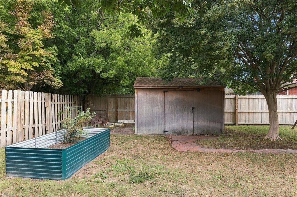 1733 Greenhouse Road, Lake Shores, Virginia Beach, VA 23455