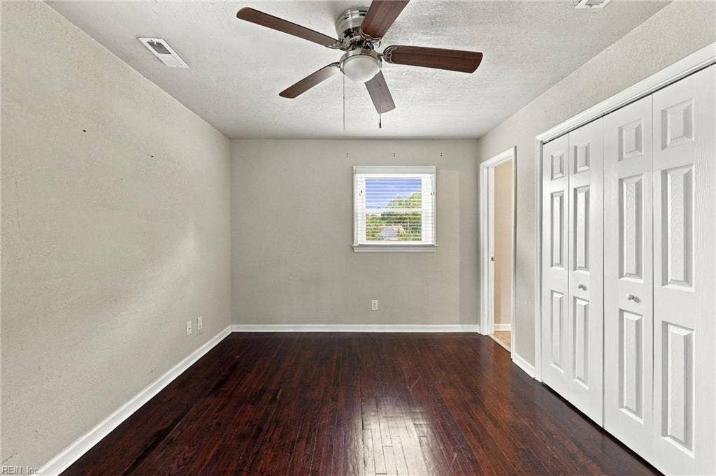 1733 Greenhouse Road, Lake Shores, Virginia Beach, VA 23455