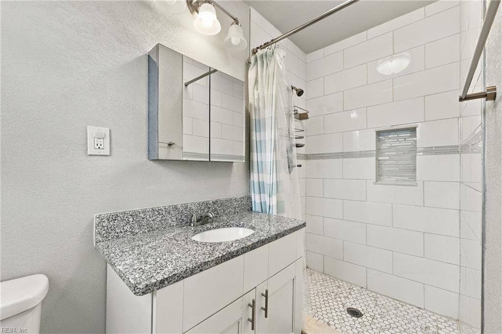 1733 Greenhouse Road, Lake Shores, Virginia Beach, VA 23455
