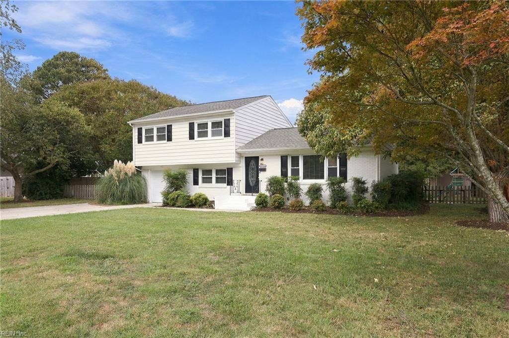 1733 Greenhouse Road, Lake Shores, Virginia Beach, VA 23455