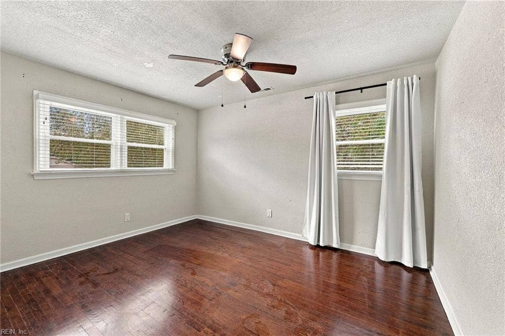 1733 Greenhouse Road, Lake Shores, Virginia Beach, VA 23455