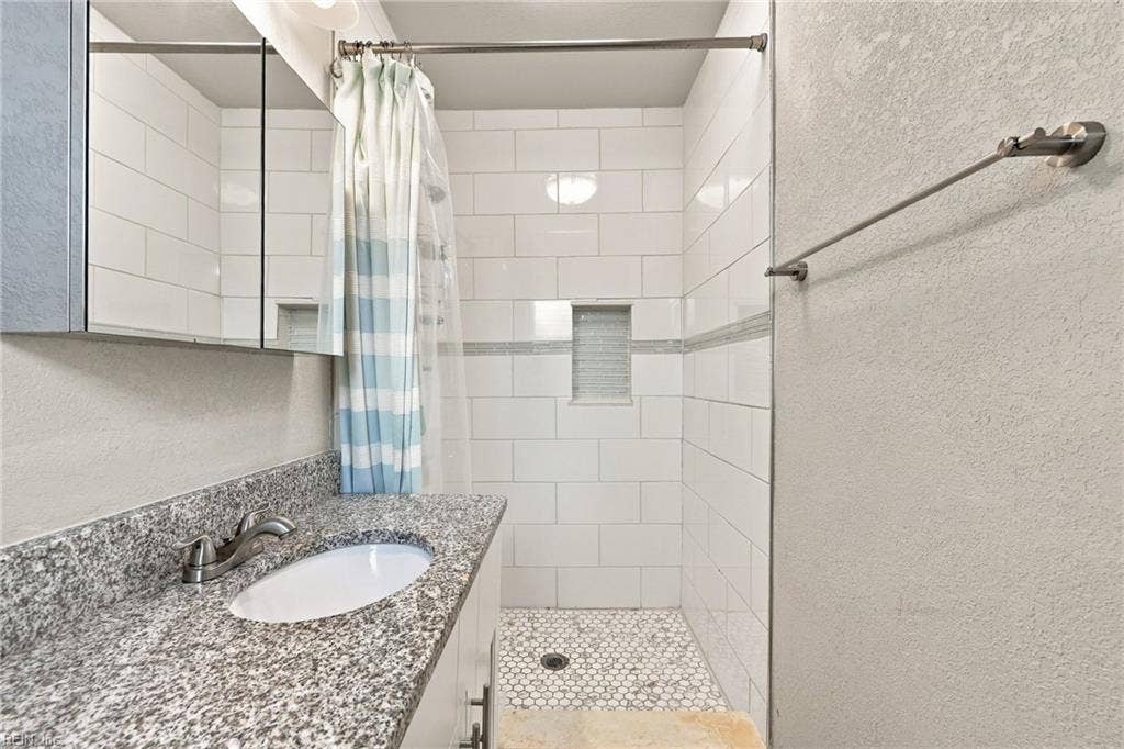 1733 Greenhouse Road, Lake Shores, Virginia Beach, VA 23455