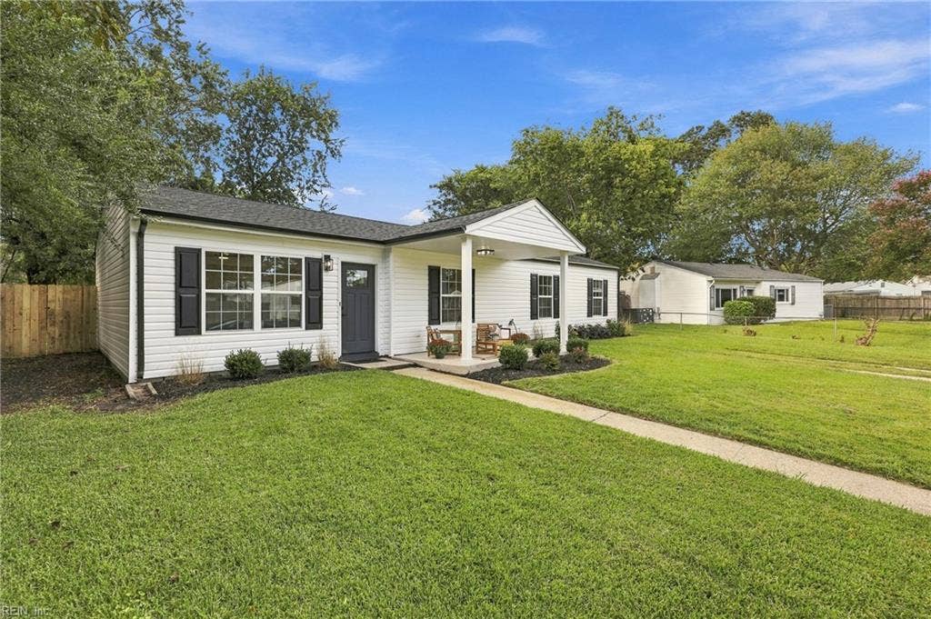 1405 Salton Drive, Chesapeake, VA 23325 1405 Salton Drive, Chesapeake, VA 23325