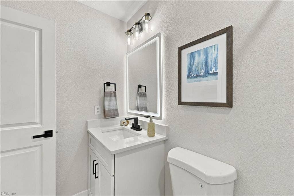 1405 Salton Drive, Chesapeake, VA 23325 1405 Salton Drive, Chesapeake, VA 23325