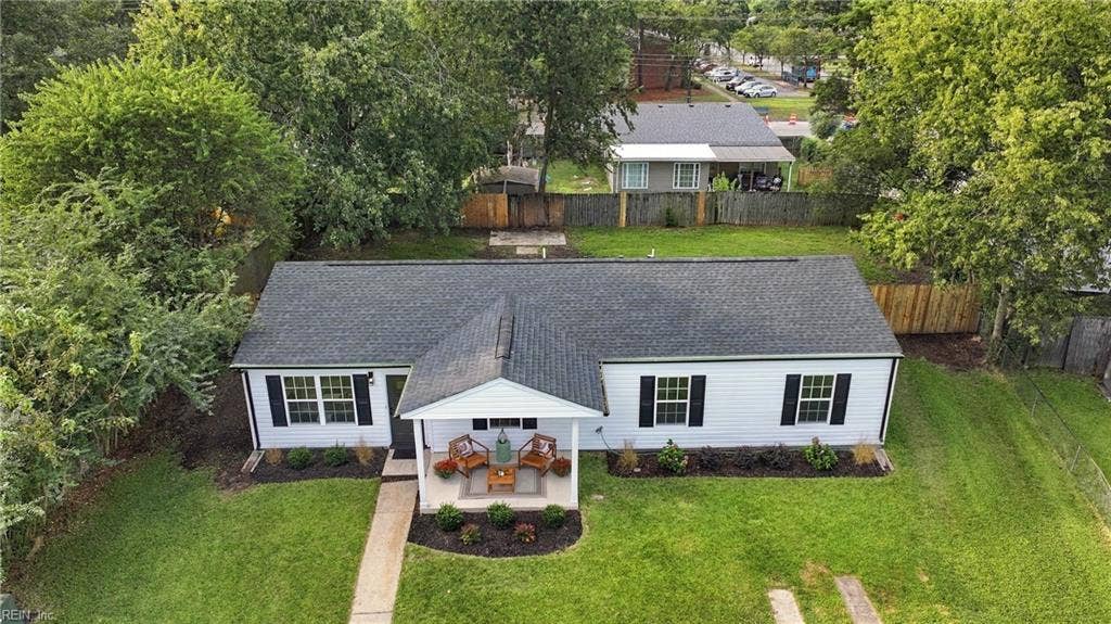 1405 Salton Drive, Chesapeake, VA 23325 1405 Salton Drive, Chesapeake, VA 23325