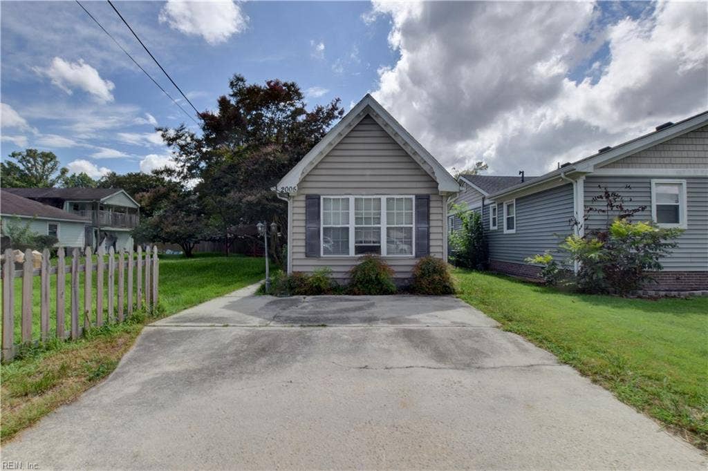 2005 Lockard Avenue, Chesapeake, VA 23320 2005 Lockard Avenue, Chesapeake, VA 23320