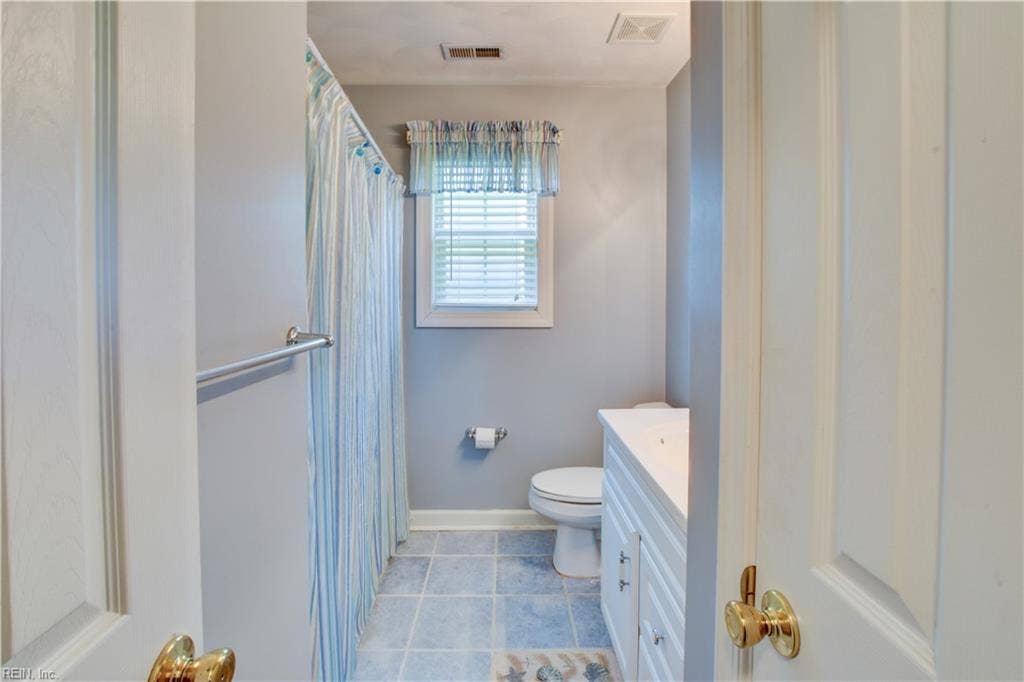 2005 Lockard Avenue, Chesapeake, VA 23320 2005 Lockard Avenue, Chesapeake, VA 23320