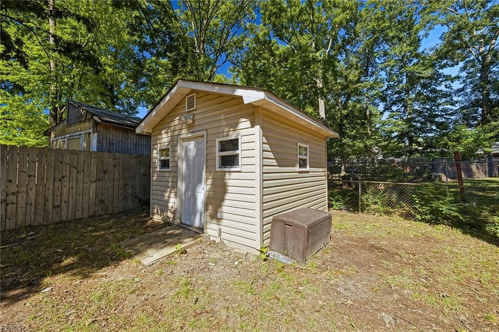 717 Keppel Drive, Newport News, VA 23608 717 Keppel Drive, Newport News, VA 23608