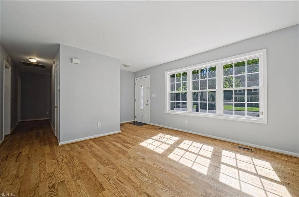 717 Keppel Drive, Newport News, VA 23608 717 Keppel Drive, Newport News, VA 23608