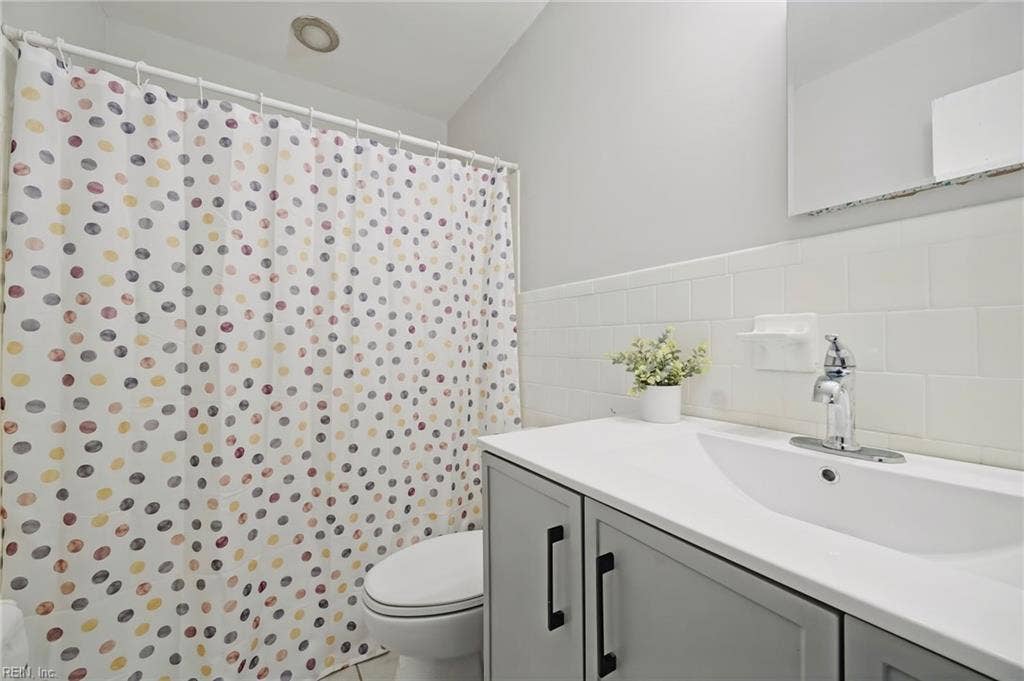 717 Keppel Drive, Newport News, VA 23608 717 Keppel Drive, Newport News, VA 23608