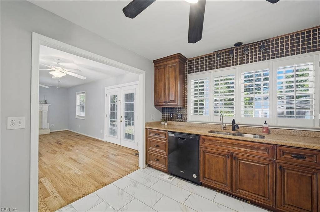 717 Keppel Drive, Newport News, VA 23608 717 Keppel Drive, Newport News, VA 23608