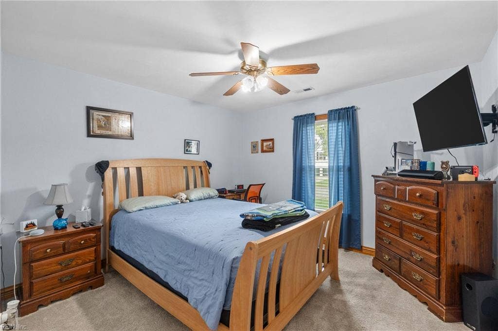 144 Downing Drive, Tunbridge Station, Chesapeake, VA 23322