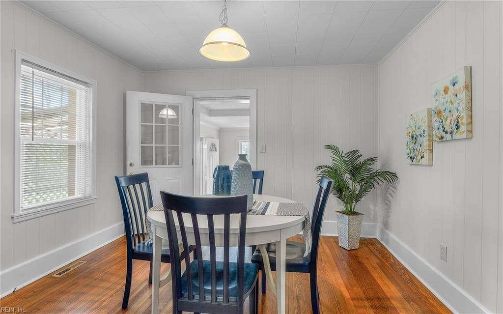 317 George Washington Highway S, Chesapeake, VA 23323 The dining room adds a separate space for meals, gatherings or flexible everyday use.