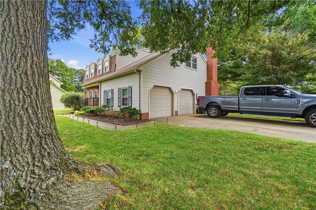 324 Lakeland Drive, Hampton, VA 23669 324 Lakeland Drive, Hampton, VA 23669
