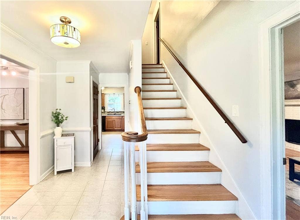 Front entrance view as you enter the home.