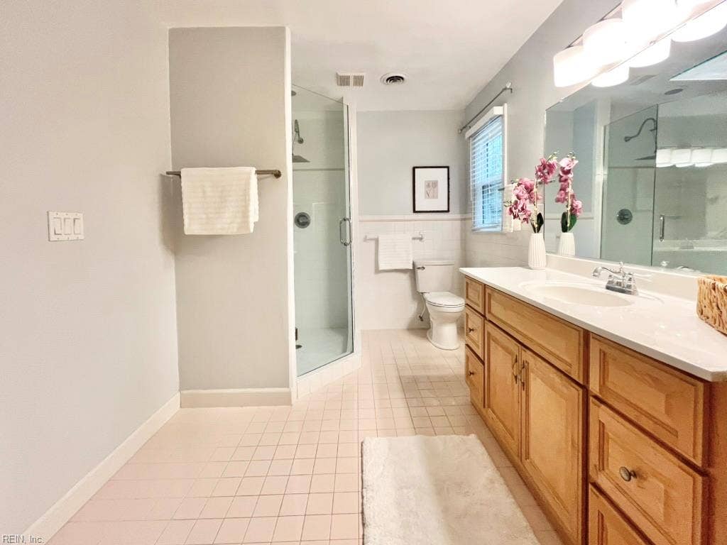 Primary ensuite bath