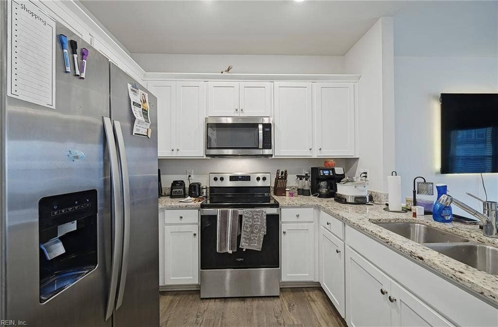 1519 Stanford Lane, Newport News, VA 23608 1519 Stanford Lane, Newport News, VA 23608