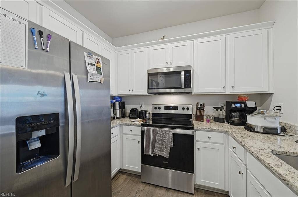 1519 Stanford Lane, Newport News, VA 23608 1519 Stanford Lane, Newport News, VA 23608