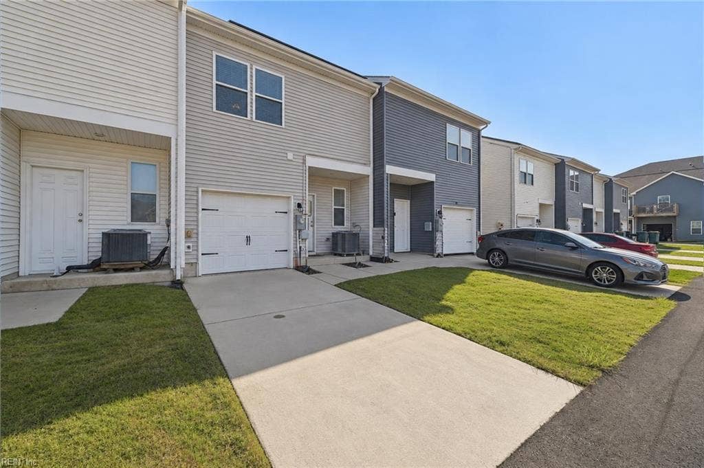 1519 Stanford Lane, Newport News, VA 23608 1519 Stanford Lane, Newport News, VA 23608