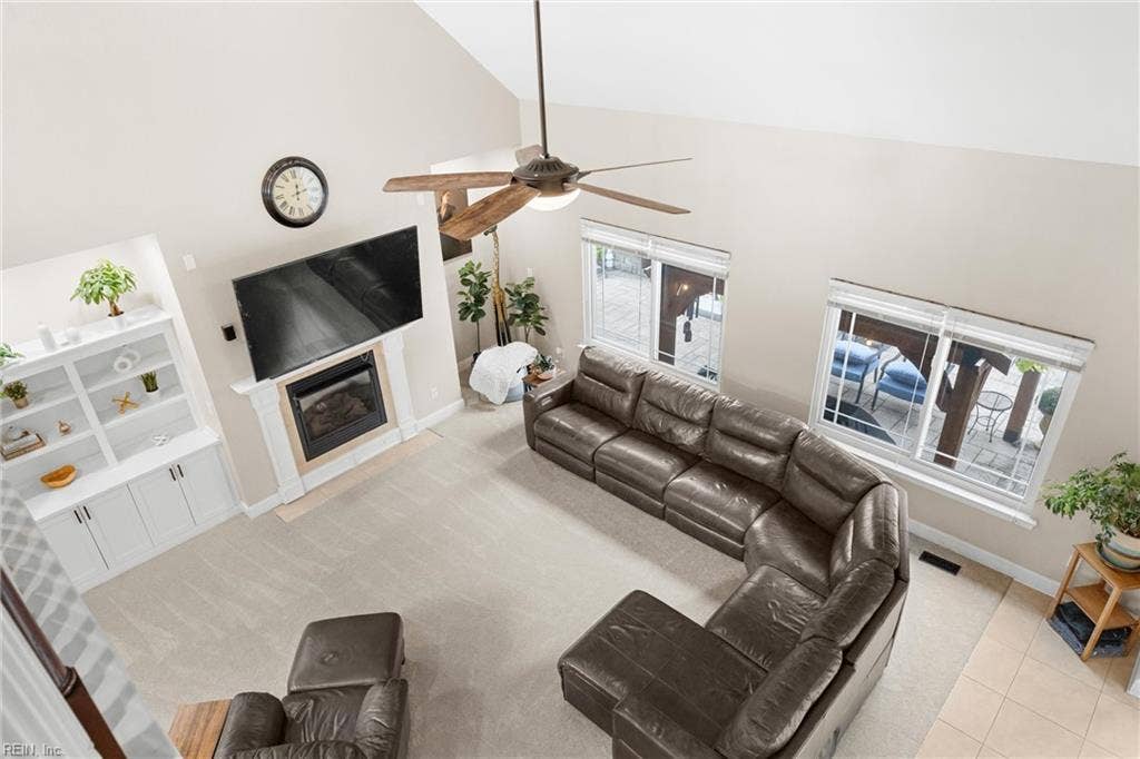 2309 Valle Rio Way, Virginia Beach, VA 23456 The upstairs overlook highlights the great room’s soaring ceiling and open, light-filled layout.
