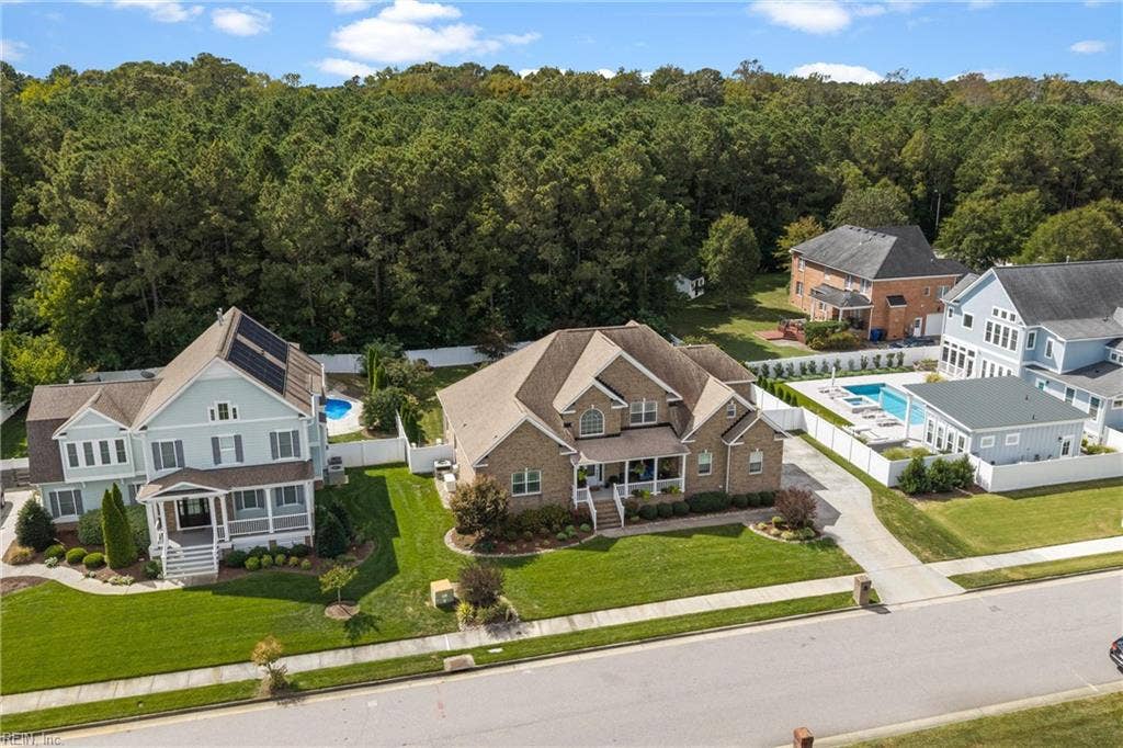 2309 Valle Rio Way, Virginia Beach, VA 23456 Enjoy this HOA free neighborhood that still has a very active civic league and its own magazine. Each year they have an easter egg hunt, a graduation cookout, 4th of July parade and bbq, Fall Festival and Frosty in the Park!