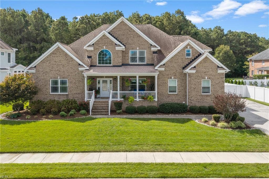 2309 Valle Rio Way, Virginia Beach, VA 23456 Welcome to 2309 Valle Rio Way | Custom built in 2014 and lovingly maintained by one owner, with 3,378 square feet, four bedrooms and additional flex space.