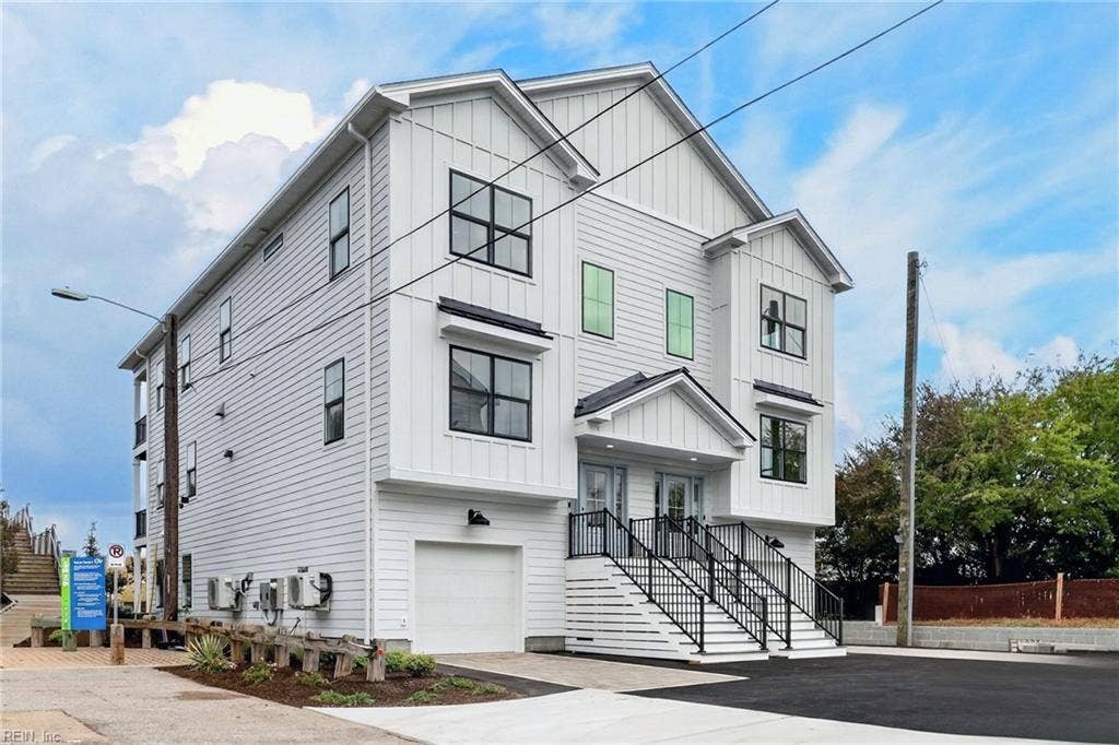 2902 E Ocean View Avenue, #C, Norfolk, VA 23518