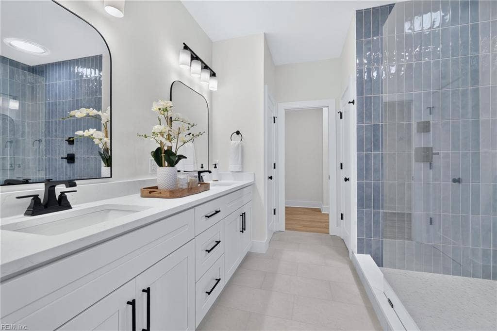 2902 E Ocean View Avenue, #C, Norfolk, VA 23518