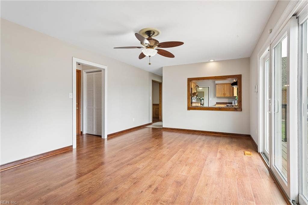 92 OAKVILLE Drive, Hampton, VA 23669