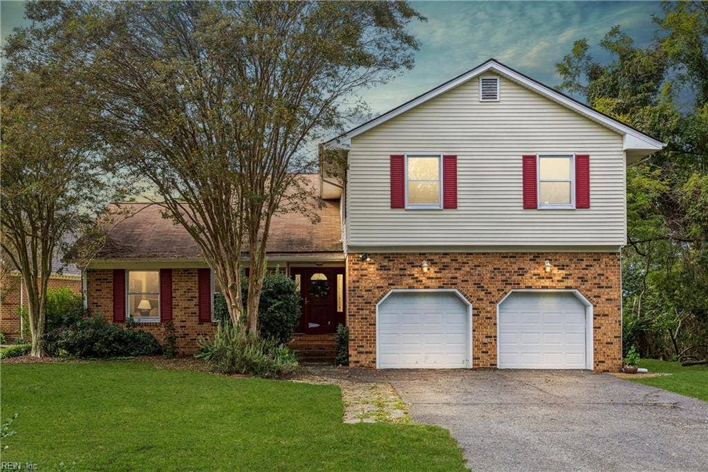 92 OAKVILLE Drive, Hampton, VA 23669