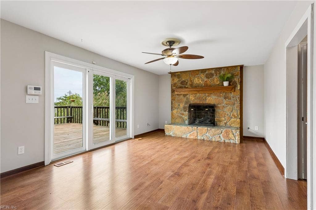 FAMILY ROOM OFF KITCHEN