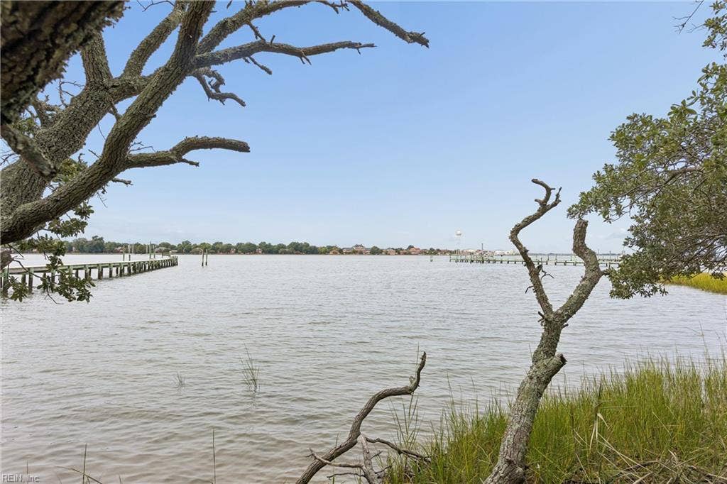 ACCESS TO WATER FRONT