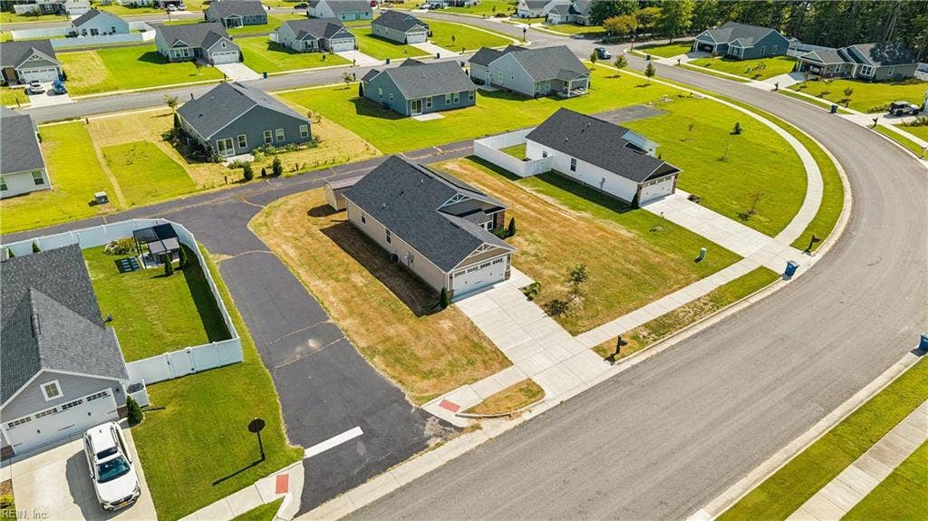 96 Pleasants Lane, Grace Hill, Kilmarnock, VA 22482 96 Pleasants Lane, Grace Hill, Kilmarnock, VA 22482