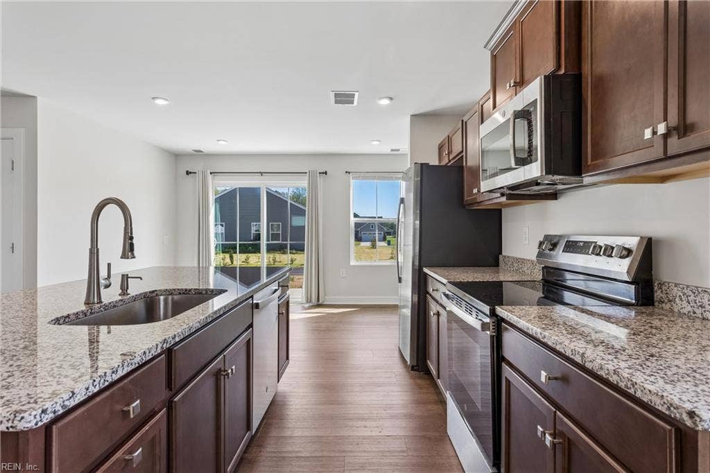96 Pleasants Lane, Grace Hill, Kilmarnock, VA 22482 96 Pleasants Lane, Grace Hill, Kilmarnock, VA 22482