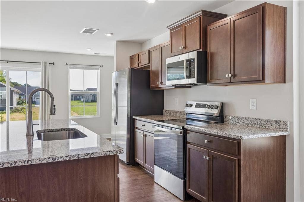 96 Pleasants Lane, Grace Hill, Kilmarnock, VA 22482 96 Pleasants Lane, Grace Hill, Kilmarnock, VA 22482