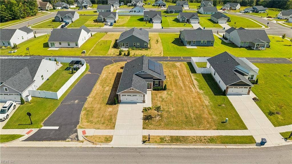 96 Pleasants Lane, Grace Hill, Kilmarnock, VA 22482 96 Pleasants Lane, Grace Hill, Kilmarnock, VA 22482