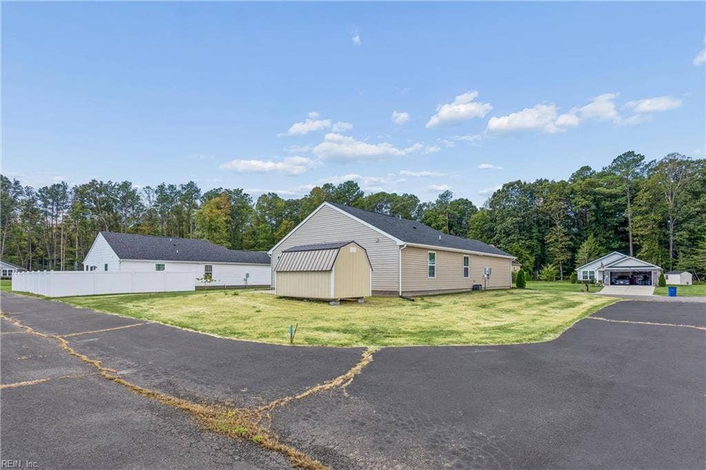 96 Pleasants Lane, Grace Hill, Kilmarnock, VA 22482 96 Pleasants Lane, Grace Hill, Kilmarnock, VA 22482