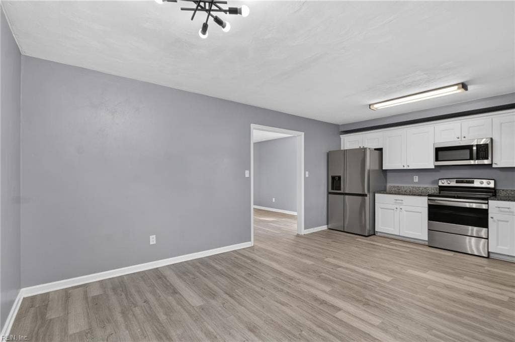 3115 SAINT MIHIEL Avenue, Lafayette Annex, Norfolk, VA 23509 eat in kitchen space