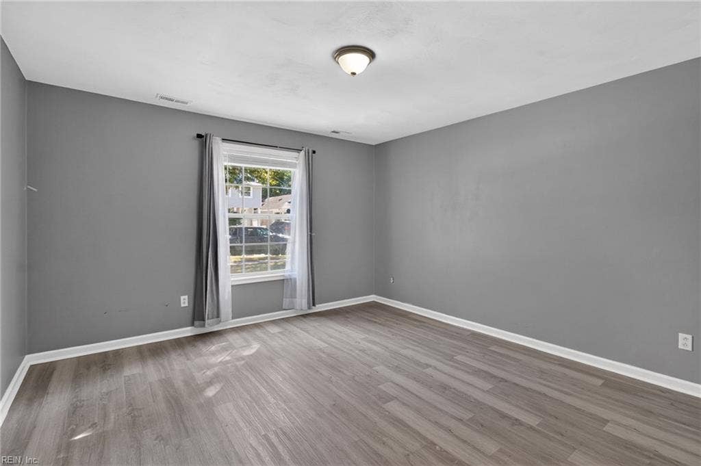 3115 SAINT MIHIEL Avenue, Lafayette Annex, Norfolk, VA 23509 bedroom 1