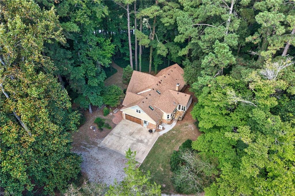 241 Sign Pine Road, Chesapeake, VA 23322