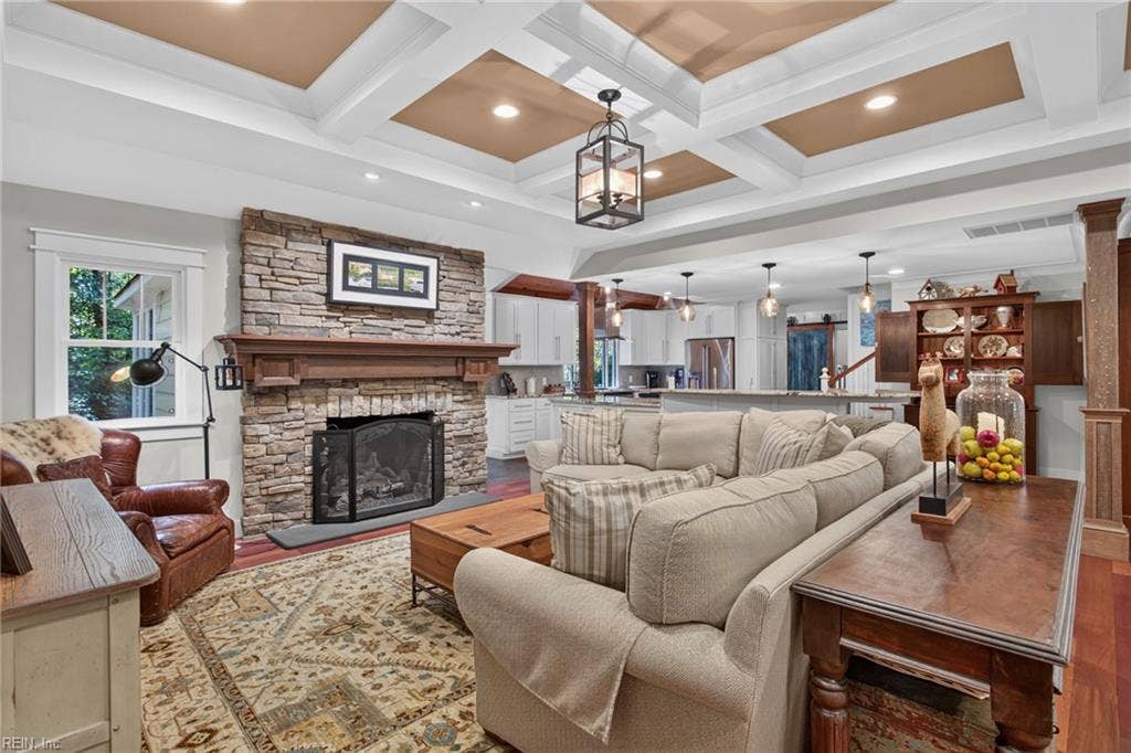 241 Sign Pine Road, Chesapeake, VA 23322