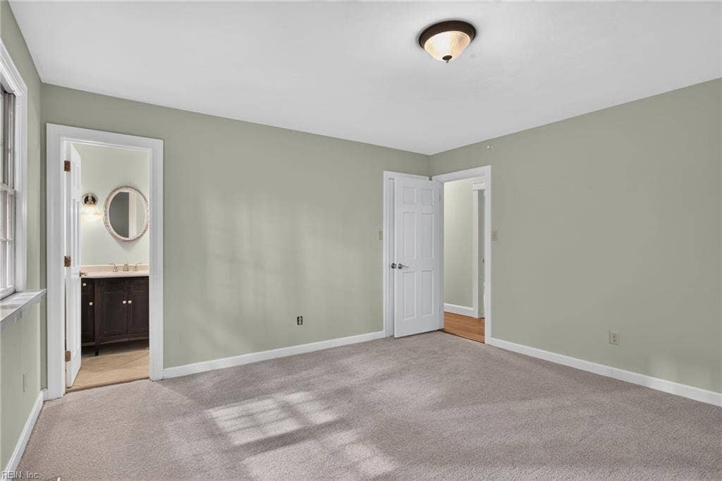 241 Sign Pine Road, Chesapeake, VA 23322