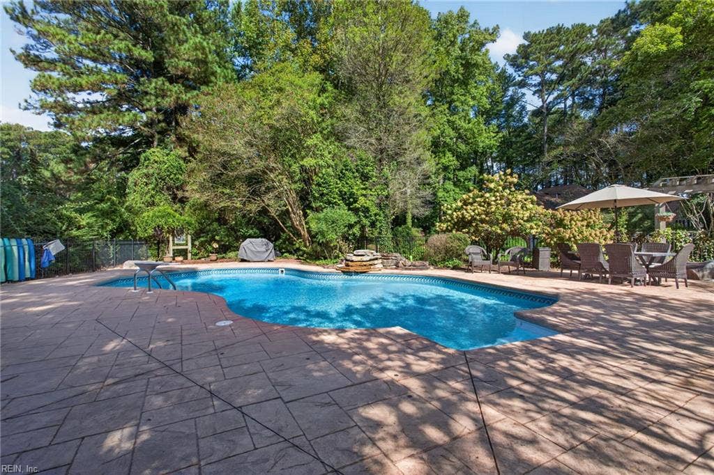 241 Sign Pine Road, Chesapeake, VA 23322