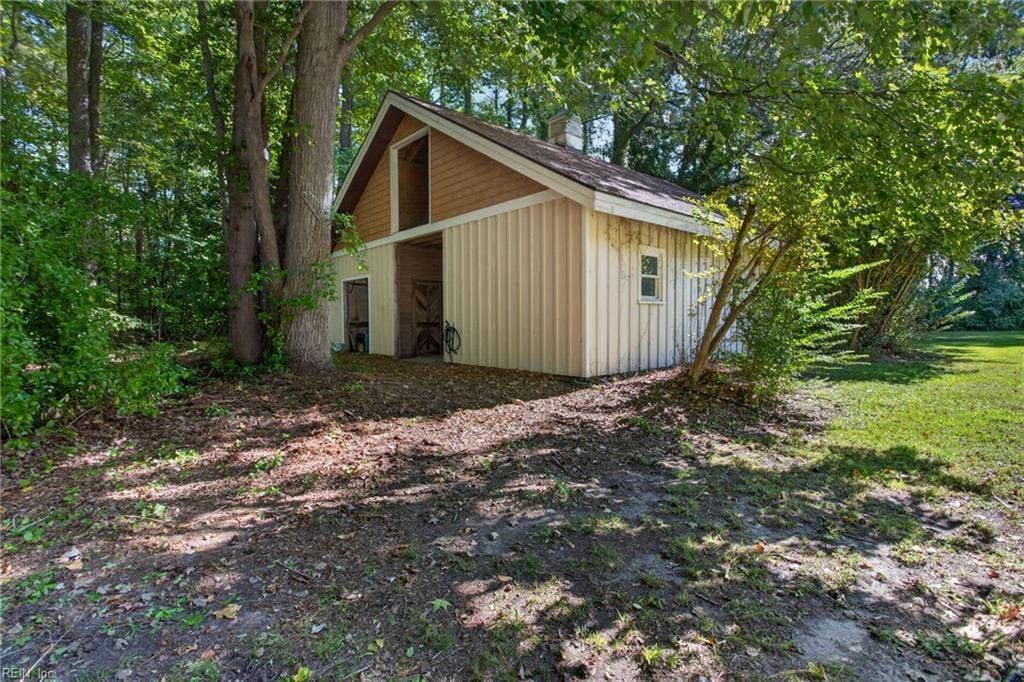 241 Sign Pine Road, Chesapeake, VA 23322